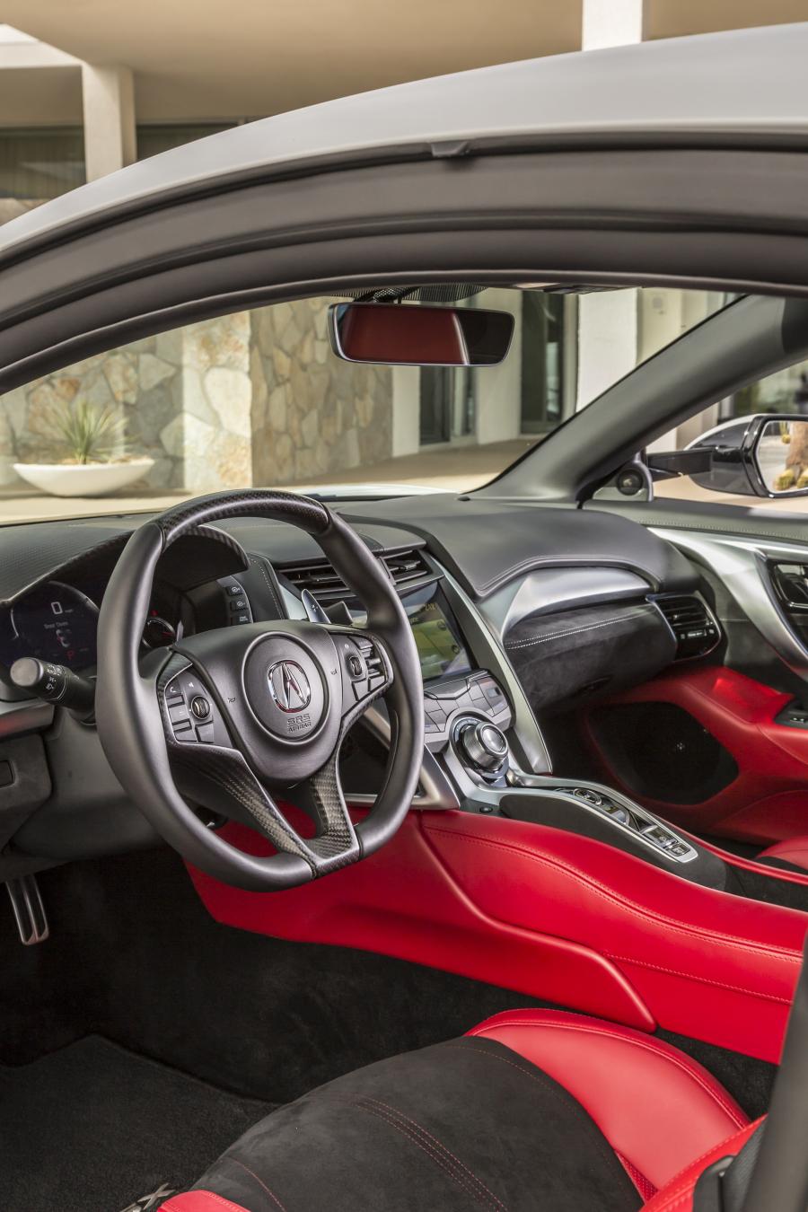Интерьер Acura NSX 2016 года  (NA) (фото 124 из 286)